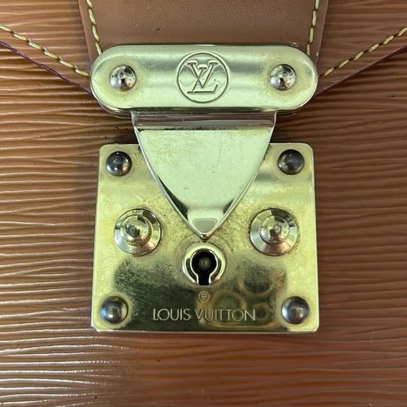 Authentic Louis Vuitton Golden Sellier Dragonne France February 1995 
MI0925 - Picture 6 of 13